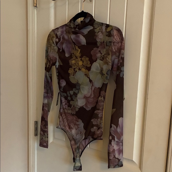 Express Floral Mock Neck Blouse - Brown and Cream - Picture 4 of 4